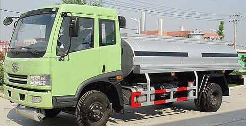 解放單橋化工液體運輸車 